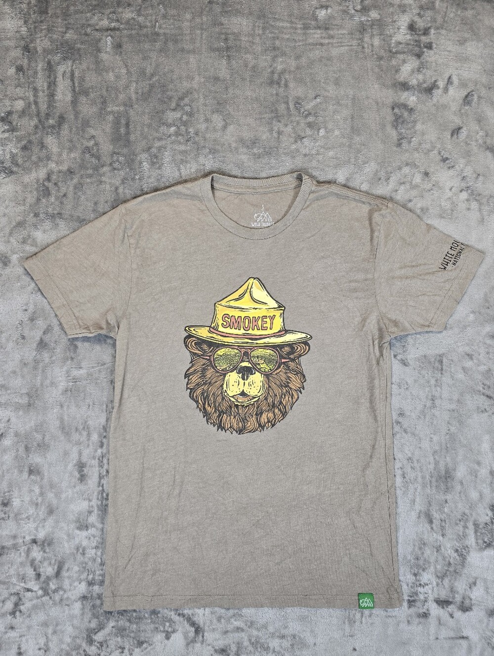 Smokey The Bear T Shirt Size Small Gray